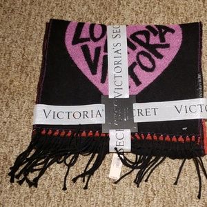 Victoria's Secret scarf NWTs